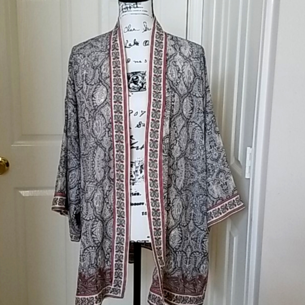 Max Studio Kimono
